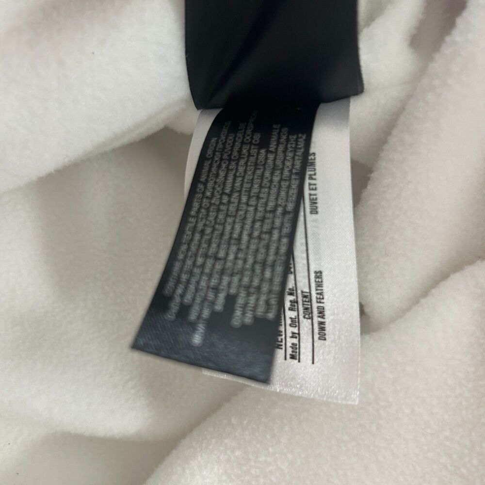 RARE Burberry Rainbow Stripe Down Filled Quilted Puffer Vest Concealed Zip S - Picture 13 of 13